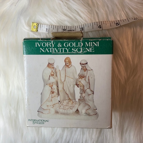 NWT in box glass Christmas nativity scene white - Picture 11 of 12